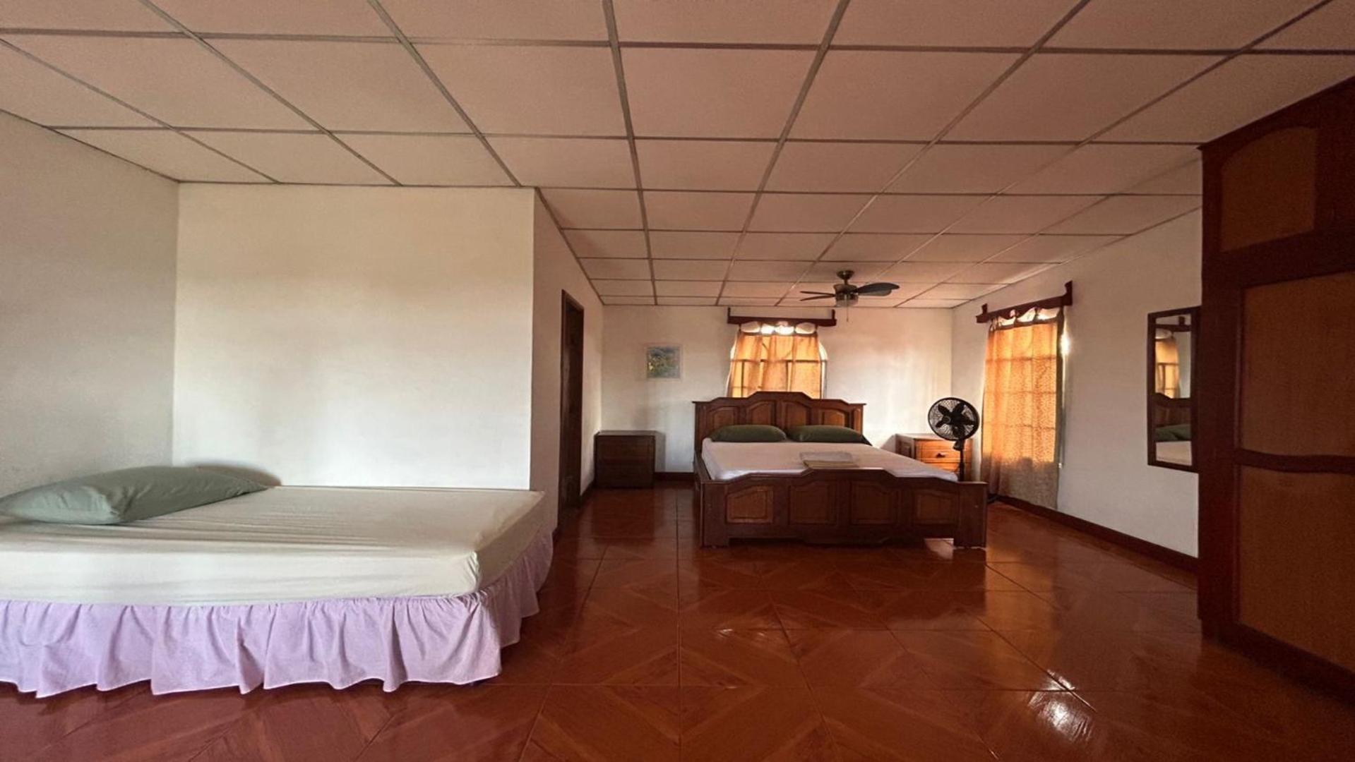 Casa Robles - Your Stay Near Airport 마나과 외부 사진